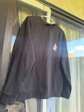 Men's Black Crewneck Sweatshirt with Flame Embroidery